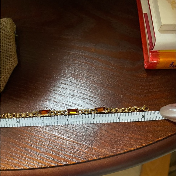 Slide Chic Gold Necklace with Pendant and Bracelet Set - Picture 5 of 9